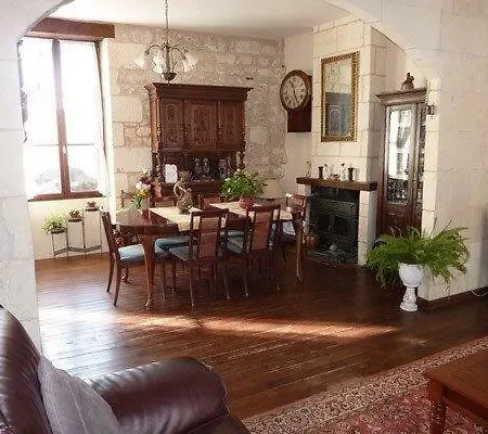 La Maison De L'aubepin Guest house