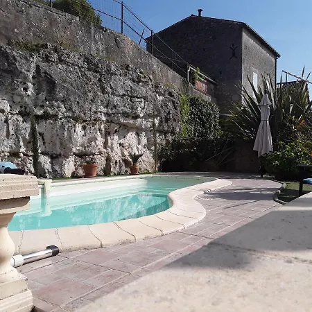 Gæstehus La Maison De L'aubepin 3*